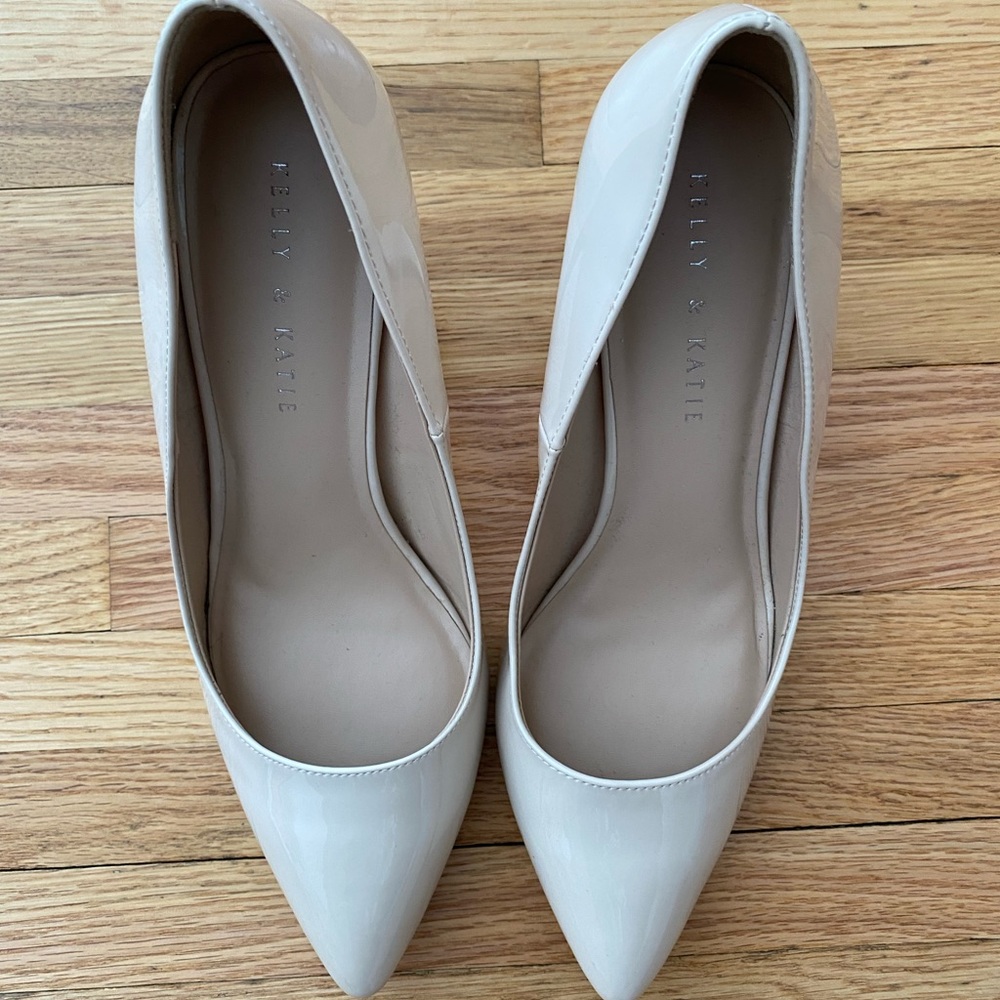 Nude heels!